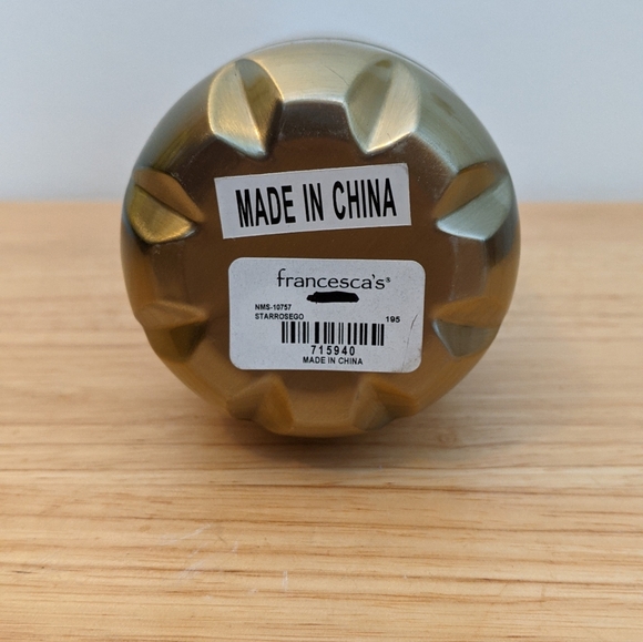 NWT!! Reusable Water Bottle - Picture 7 of 7